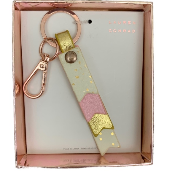 LC LAUREN CONRAD Keychain Fob Gold Tiered Faux Leather Ribbon Boxed - Picture 3 of 5